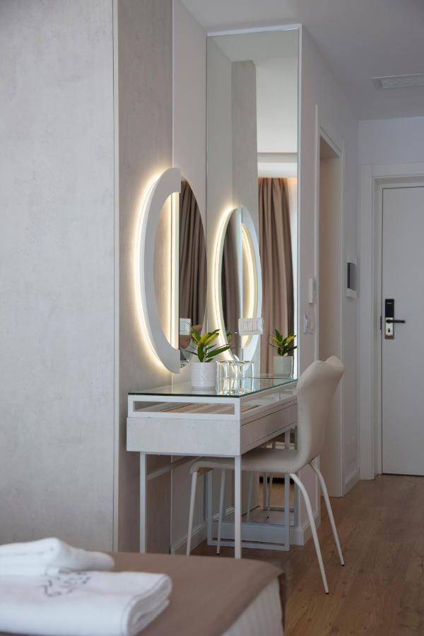 Dazur Coast Hotel